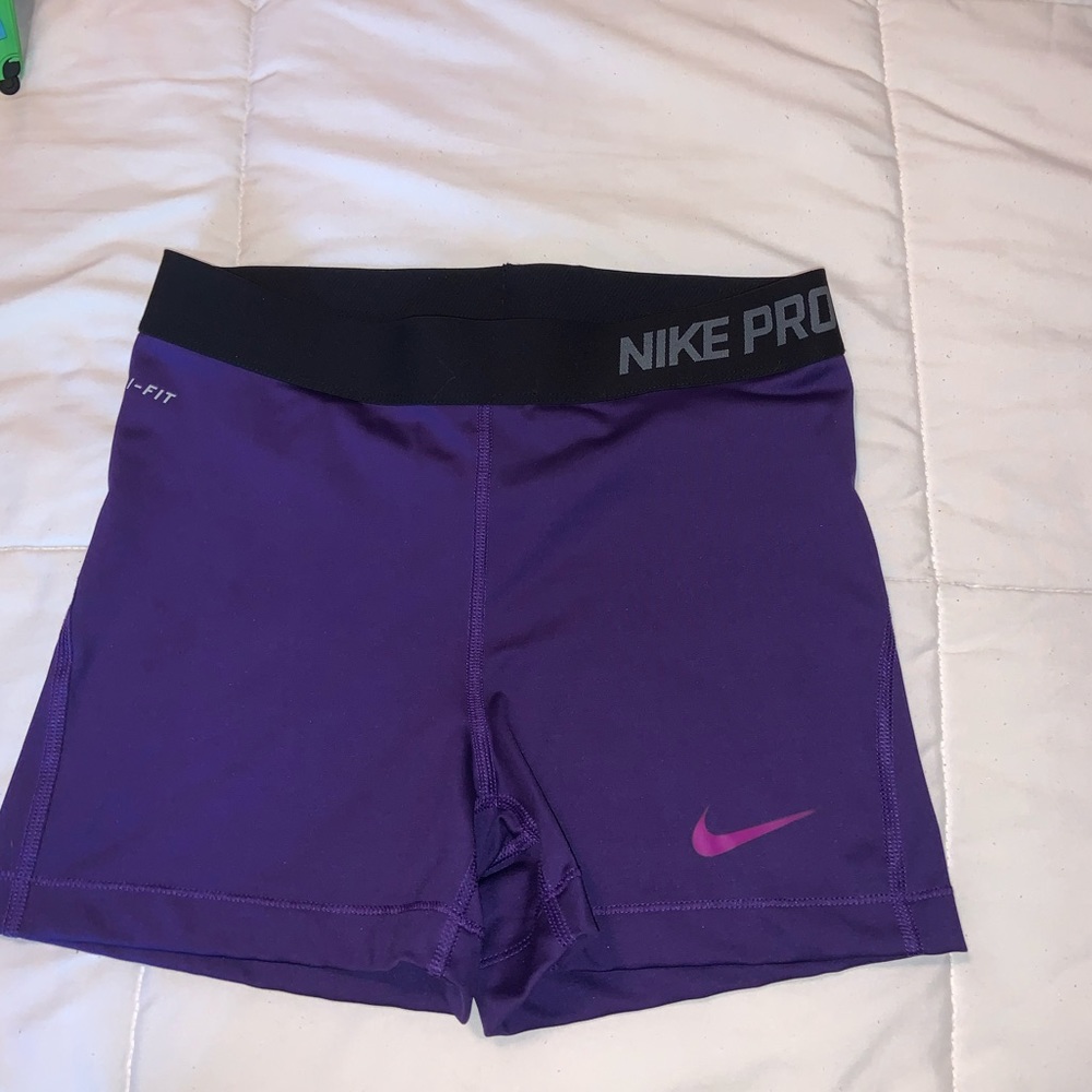 Nike pro athletic shorts